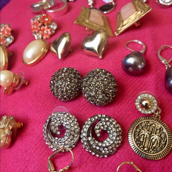 Post earrings - Picture 2 of 6